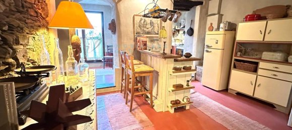 Casa de 7 habitaciónes en Arnasco, Italy No. 7634 2