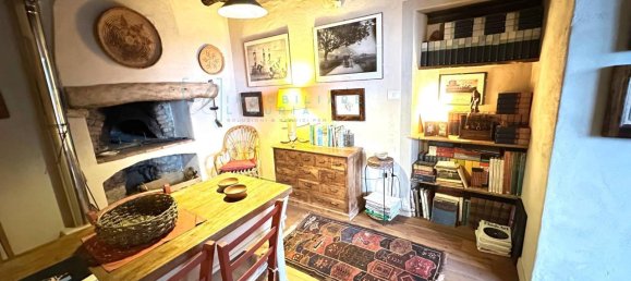 Casa de 7 habitaciónes en Arnasco, Italy No. 7634 5