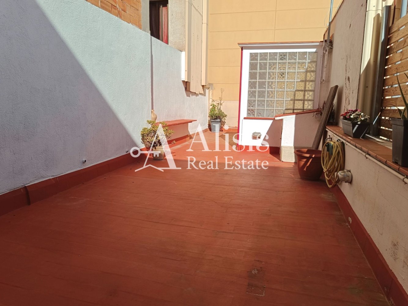 2 غرف نوم تاون هاوس في Eixample, Spain رقم 251783