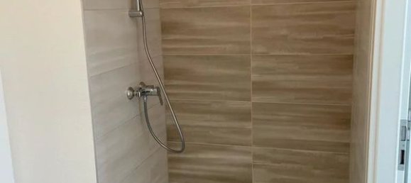 Apartamento de 1 dormitorio en Huningue, France No. 235475 2