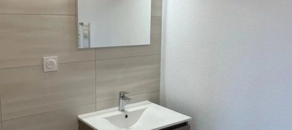 Apartamento de 1 dormitorio en Huningue, France No. 235475 9