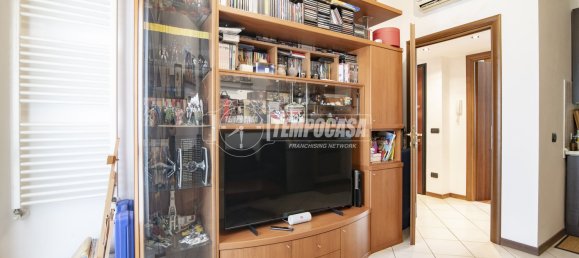 1 bedroom Apartment in Sesto San Giovanni, Italy No. 328676 8