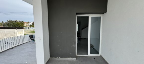 4 chambres maison de ville à vendre à Larnaka, Cyprus № 26077 21