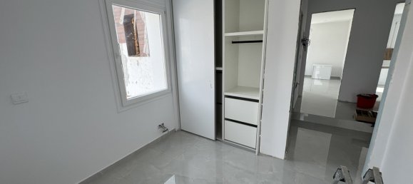 4 chambres maison de ville à vendre à Larnaka, Cyprus № 26077 18