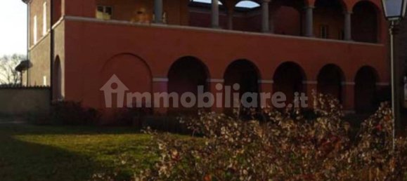 9168m² Hotel in Reggio Emilia, Italy No. 332643 2