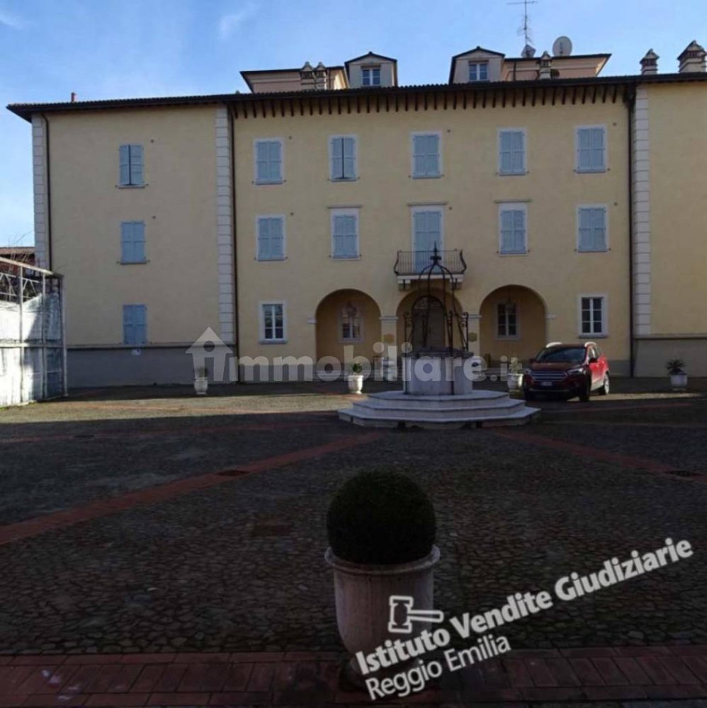 9168m² Hotel in Reggio Emilia, Italy No. 332643