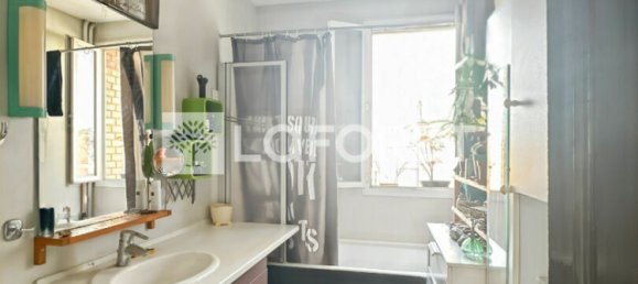 2 bedrooms Apartment in Maisons-Alfort, France No. 350323 4