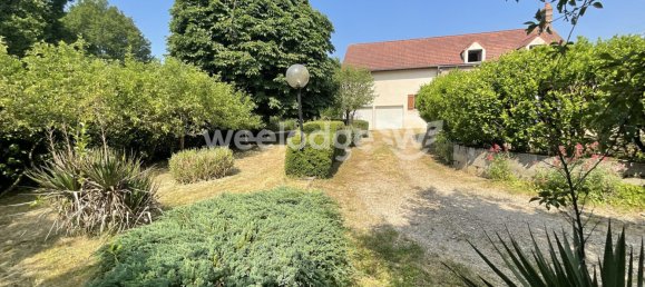 Adosado de 3 dormitorios en Sens, France No. 200319 36