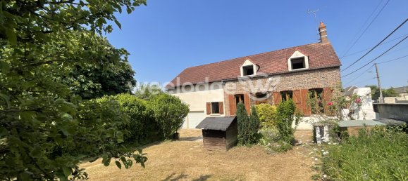 Adosado de 3 dormitorios en Sens, France No. 200319 33