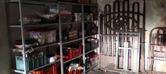 Гараж 20м² в Остуни, Италия № 154759 5