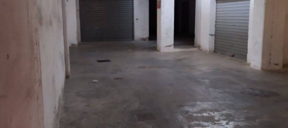 Гараж 20м² в Остуни, Италия № 154759 2