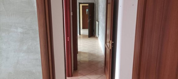 2 Schlafzimmer Wohnung in Cassino, Italy, Nr. 203013 5