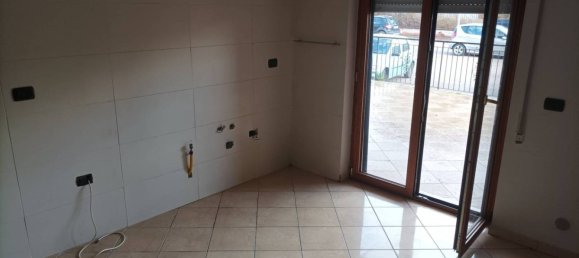 2 Schlafzimmer Wohnung in Cassino, Italy, Nr. 203013 4