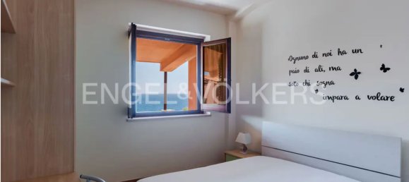 Apartamento de 4 dormitorios en Taormina, Italy No. 336700 5