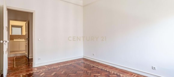 4 bedrooms Apartment in Lisbon, Portugal No. 90108 38