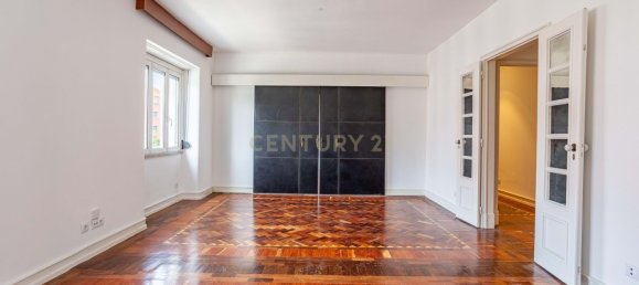 4 bedrooms Apartment in Lisbon, Portugal No. 90108 5