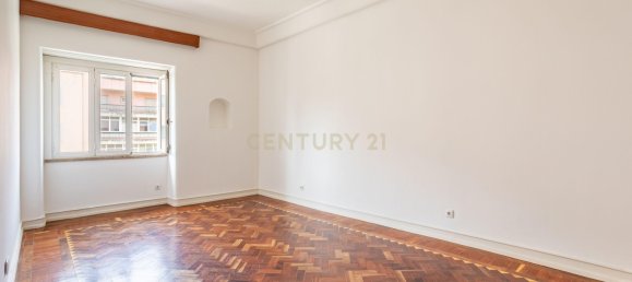 4 bedrooms Apartment in Lisbon, Portugal No. 90108 36