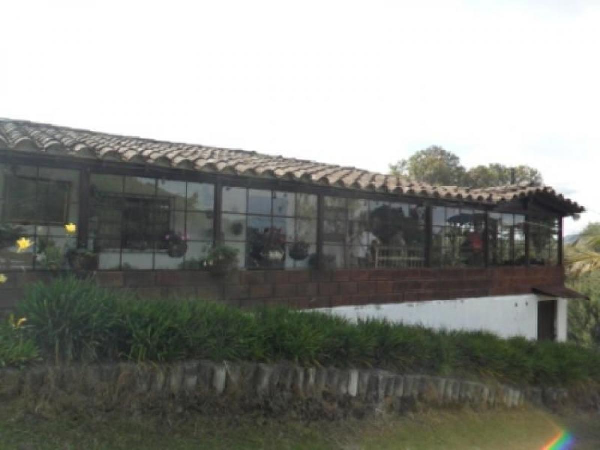 12 bedrooms House in Antioquia, Colombia No. 8227