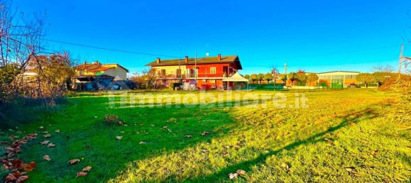 2065m² Land in Cuneo, Italy No. 92746 17