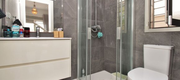 Casa T5 em Alicante, Spain N.º 182095 3