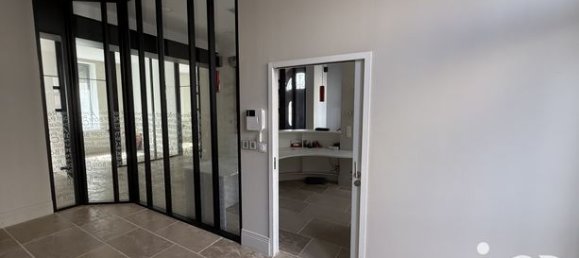 Офис 300м² в Анже, Франция № 285998 3