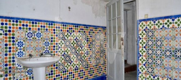 1011m² Building in Evora, Portugal No. 144152 43