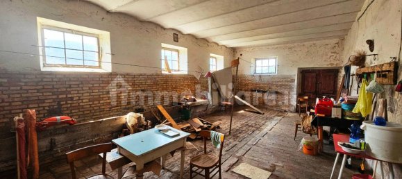 Terrain à San Severino Marche, Italy 67000m² No. 309236 2