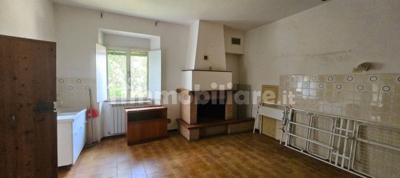 Terrain à San Severino Marche, Italy 67000m² No. 309236 30