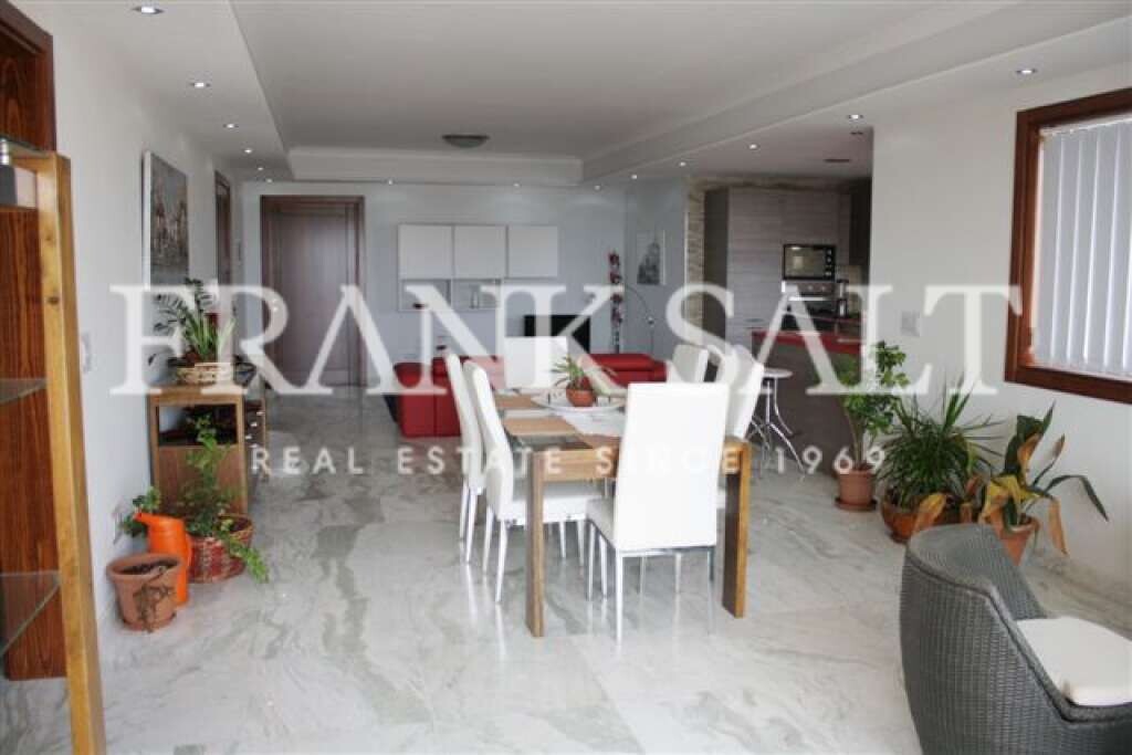 Пентхаус с 3 спальнями в Марсаскала, Мальта № 6252