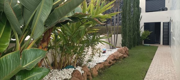 4 bedrooms House in Adeje, Spain No. 115028 5