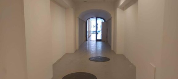 4 Schlafzimmer Gewerbliche Immobilie in Taranto, Italy, Nr. 161216 7