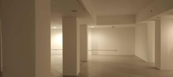 4 Schlafzimmer Gewerbliche Immobilie in Taranto, Italy, Nr. 161216 10