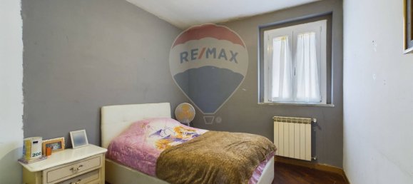 4 rooms Apartment in Formello, Italy No. 52950 10