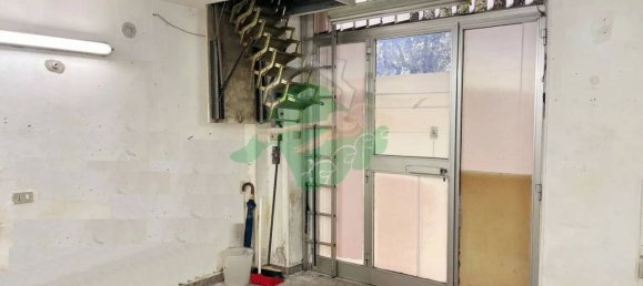 Imóvel comercial de 1 divisão em Foggia, Italy N.º 13958 4