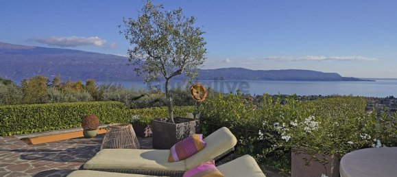 4 rooms House in Toscolano Maderno, Italy No. 126209 2