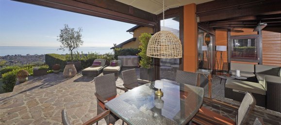 4 rooms House in Toscolano Maderno, Italy No. 126209 5