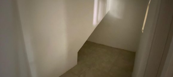 Studio in Barletta, Italy No. 21235 10