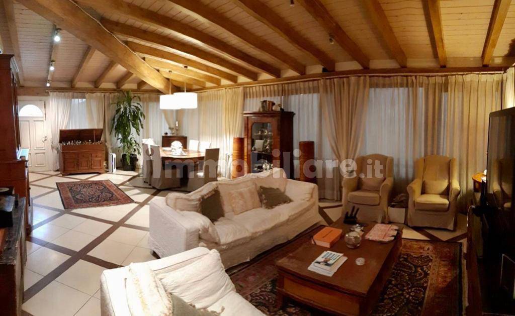 5 bedrooms Villa in Forte dei Marmi, Italy No. 37149