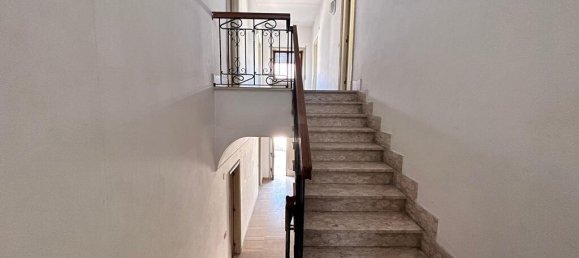 5 bedrooms House in Sora, Italy No. 53537 7