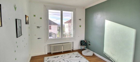 4 bedrooms House in Triel-sur-Seine, France No. 167160 7