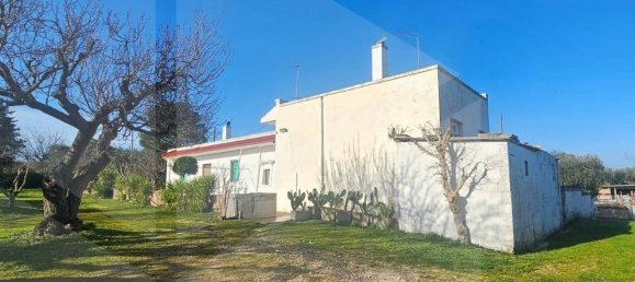 Вилла с 5 спальнями в Локоротондо, Италия № 18908 9