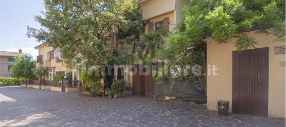 3 Schlafzimmer Haus in Reggio Emilia, Italy, Nr. 304049 2