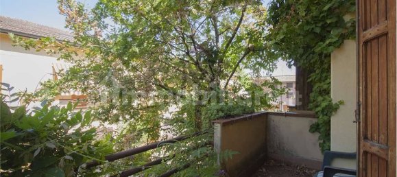 3 Schlafzimmer Haus in Reggio Emilia, Italy, Nr. 304049 16