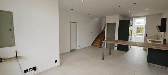 Вилла с 4 спальнями в Амблетёз, Франция № 362472 2