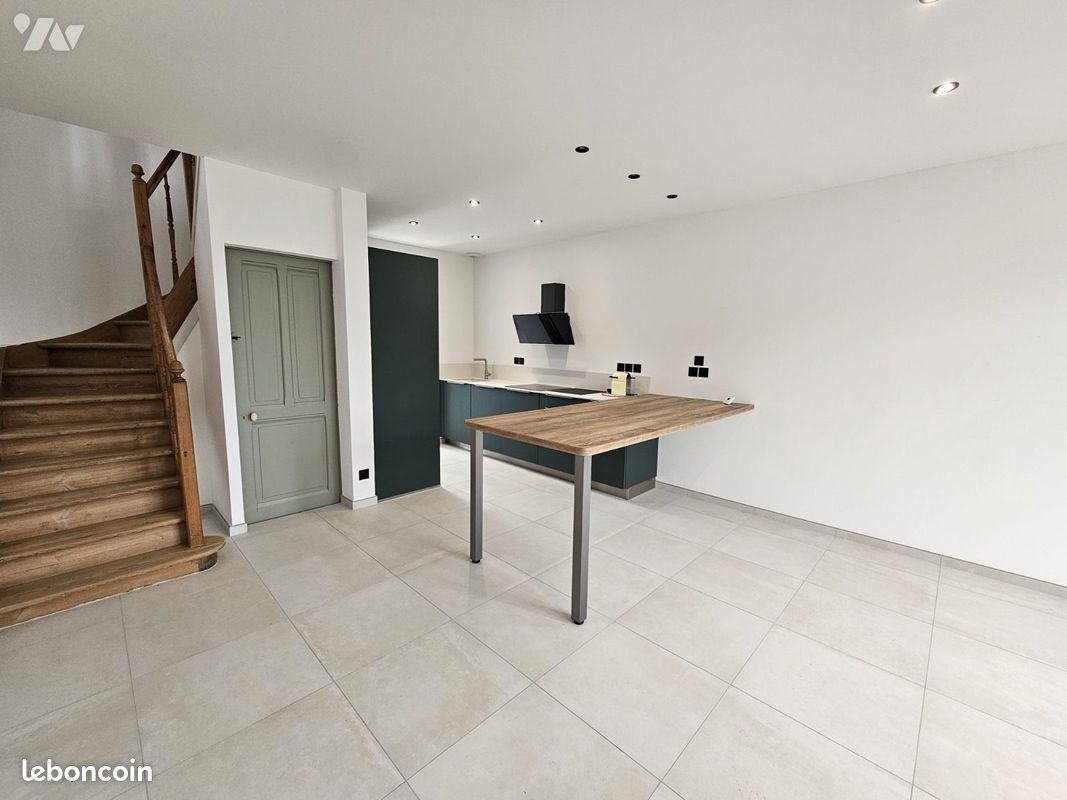 Вилла с 4 спальнями в Амблетёз, Франция № 362472