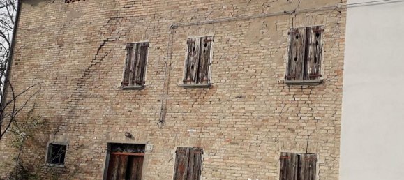 Studio in Castelvetro di Modena, Italy No. 176247 5