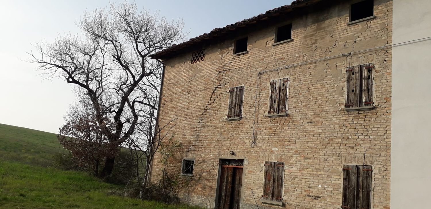 Studio in Castelvetro di Modena, Italy No. 176247