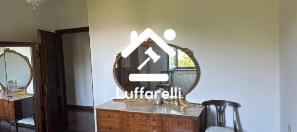 1 Schlafzimmer Villa in Valganna, Italy, Nr. 5383 11