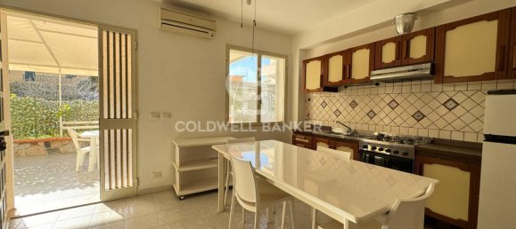 5 rooms Apartment in Ragusa, Italy No. 155638 16