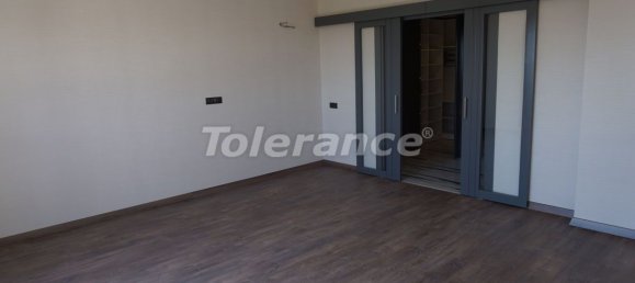 Apartment 4+1 in Mersin, Turkey No. 759 15